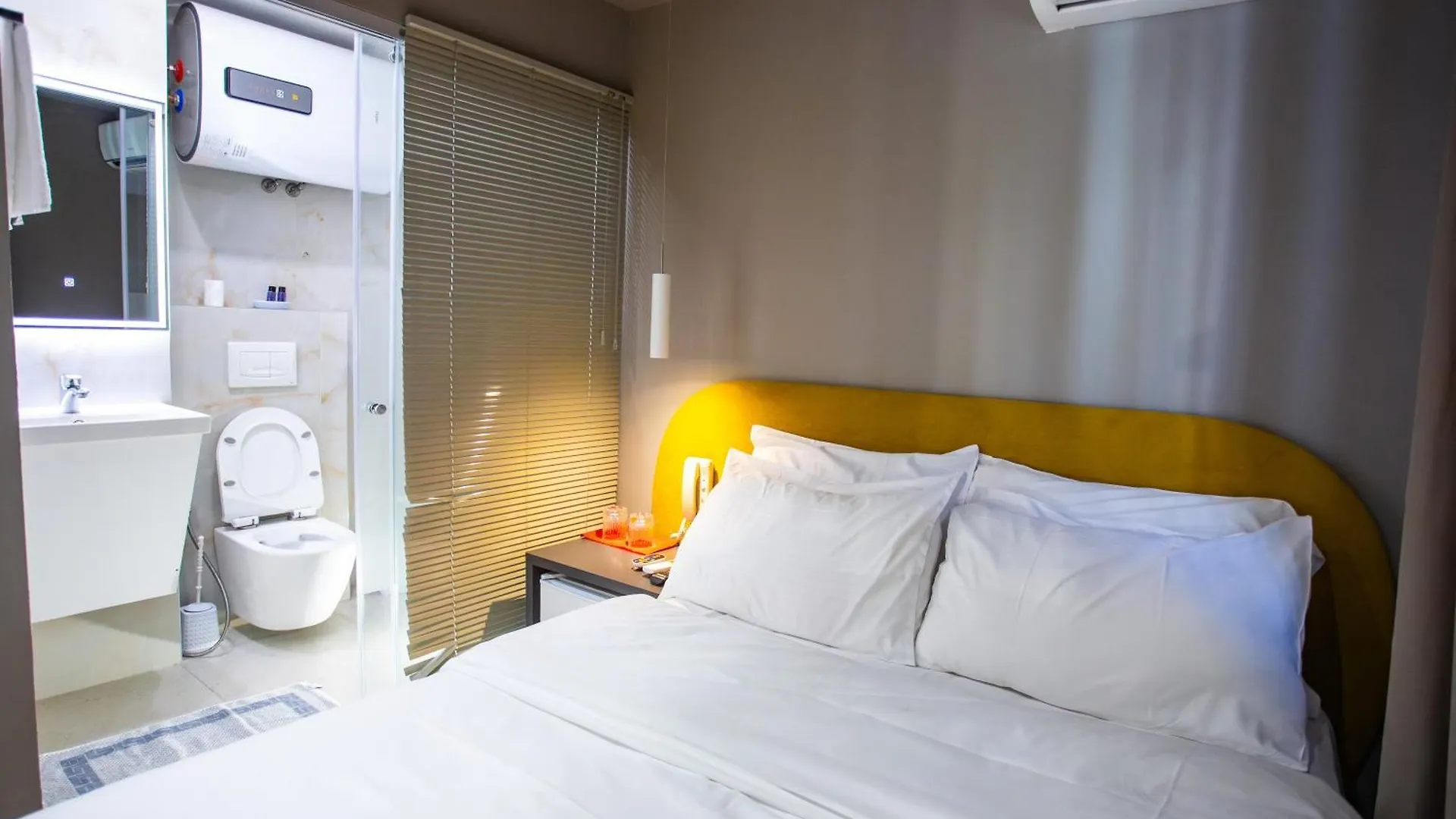 The Bubbles - Jacuzzi Rooms Tirana 0*,  Albanie