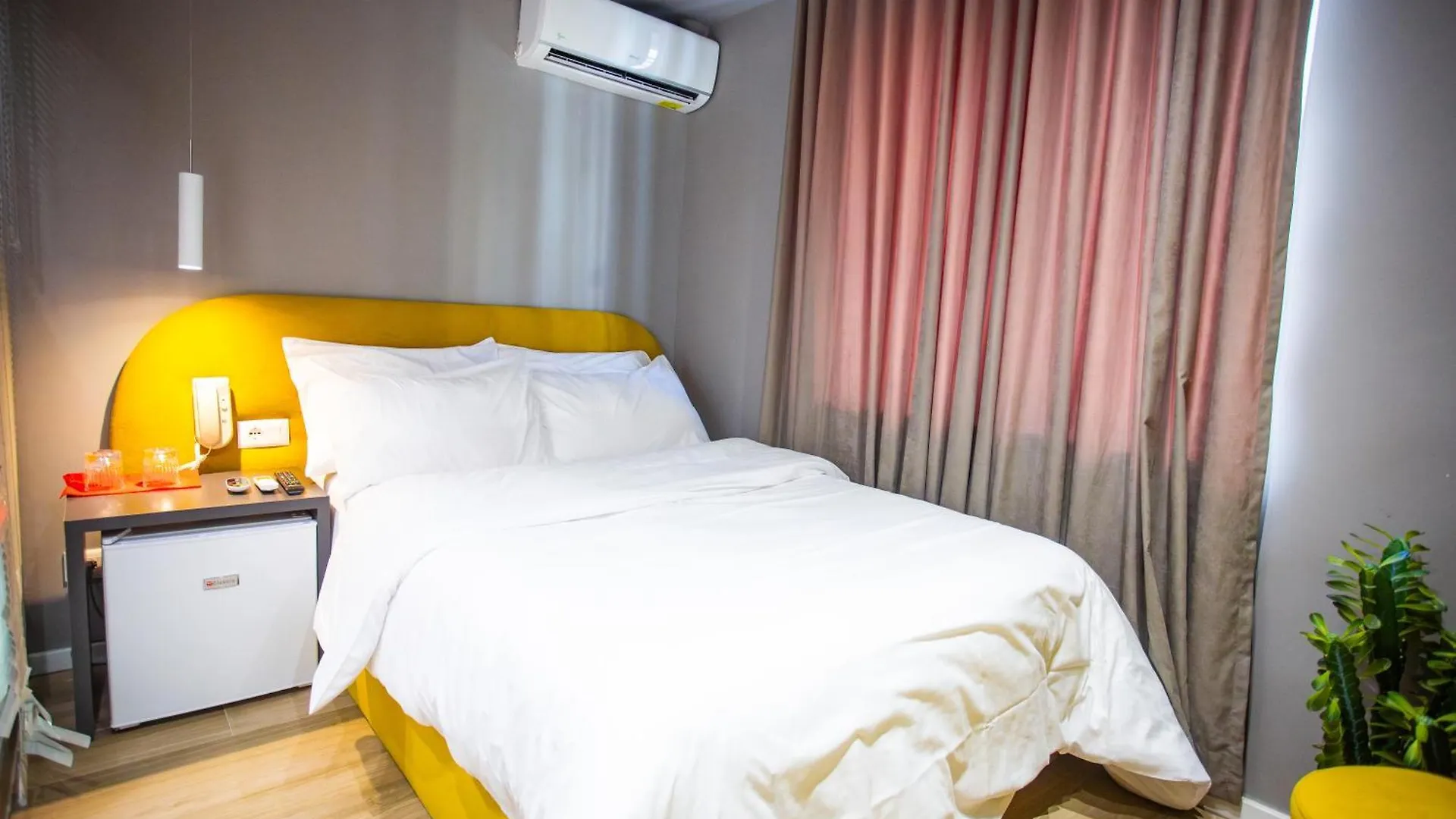 Hotel The Bubbles - Jacuzzi Rooms Tirana