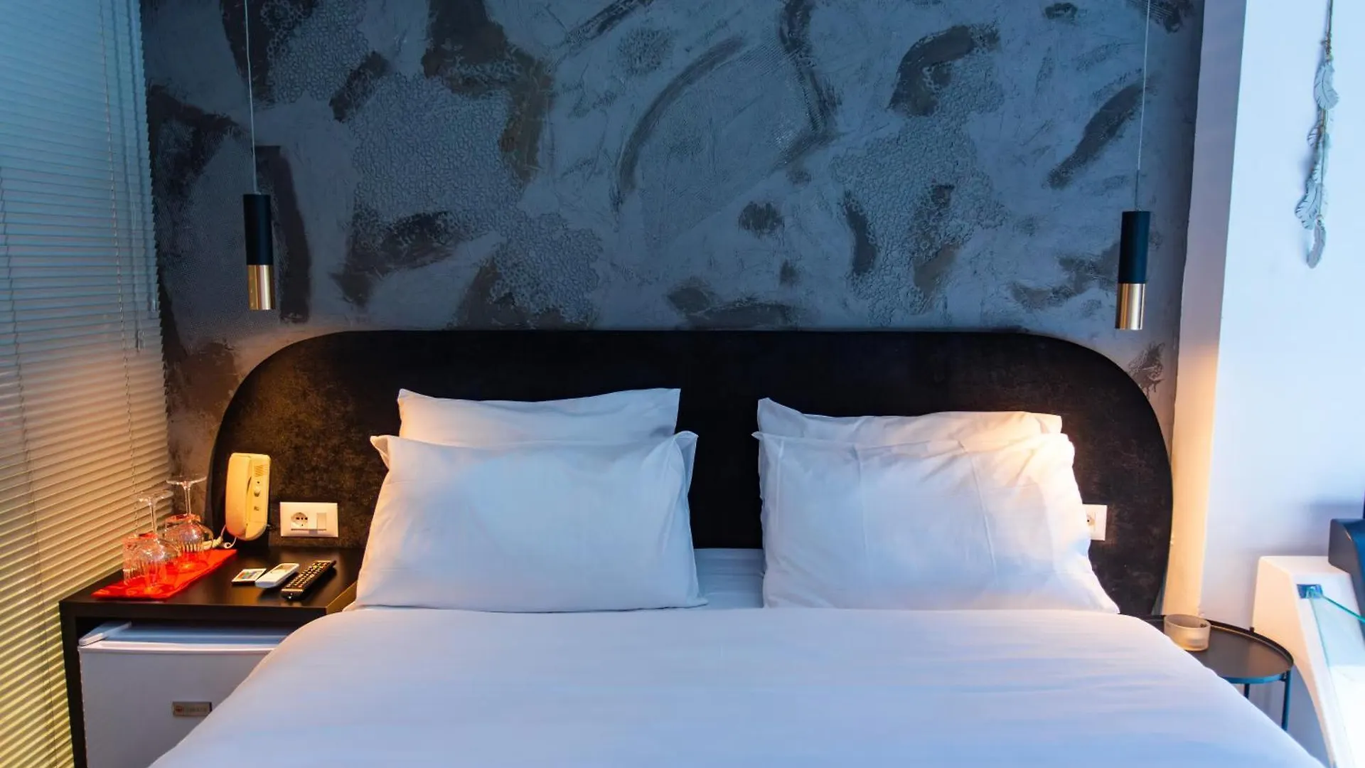 Hotel The Bubbles - Jacuzzi Rooms Tirana
